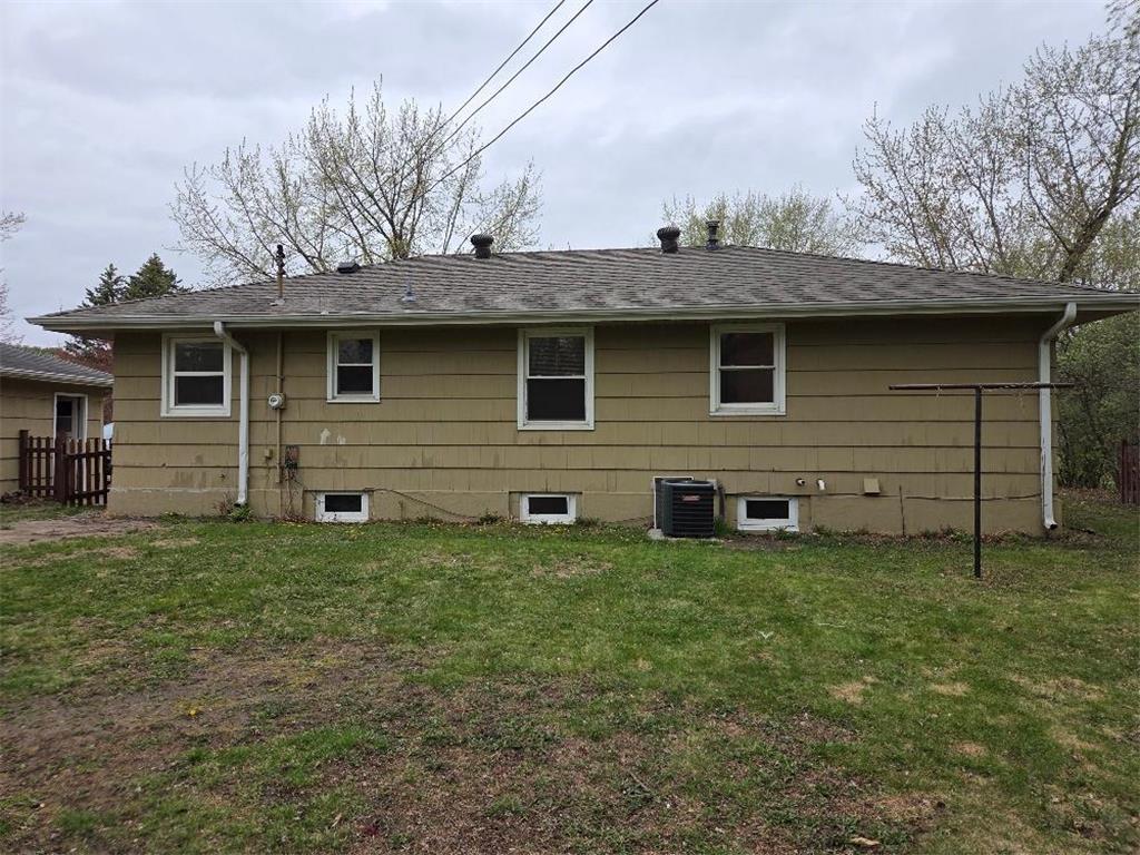 7101 Hartkopf Lane Brooklyn Park MN 55428 7061985 image23