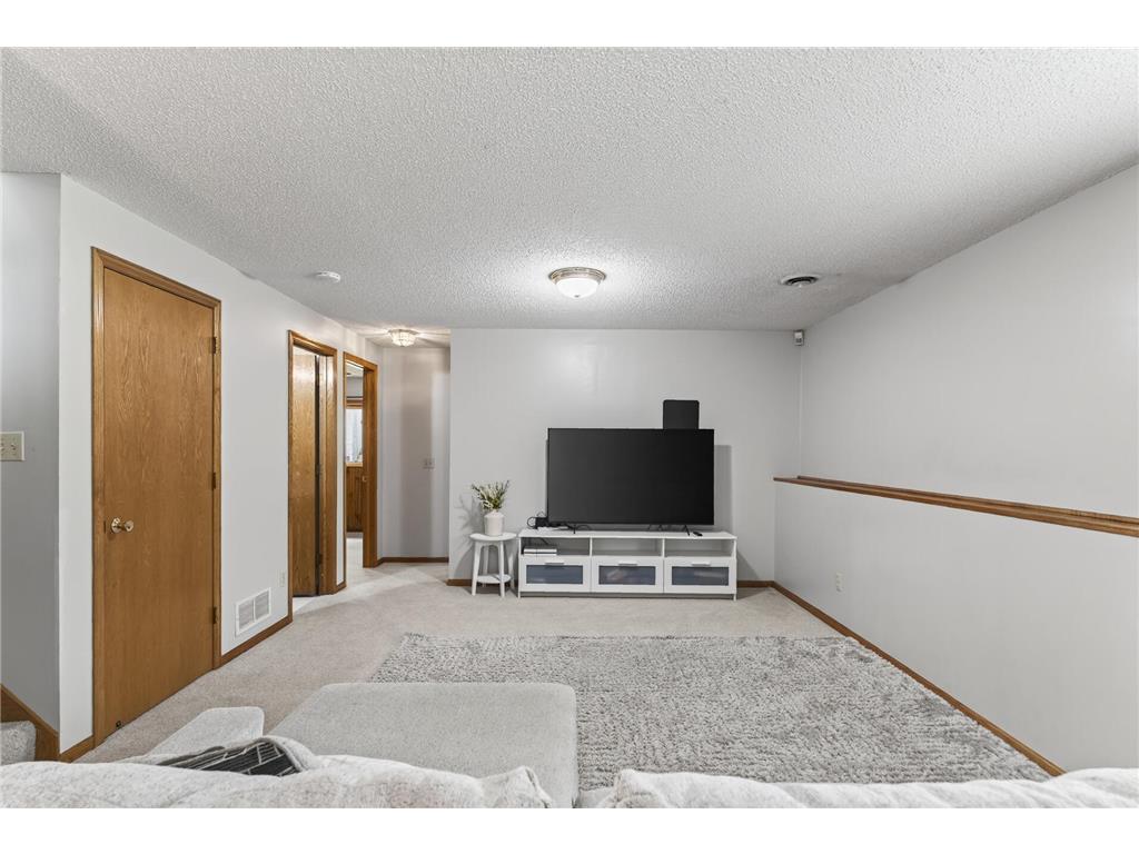 7101 Setzler Parkway Brooklyn Park MN 55445 7103946 image17