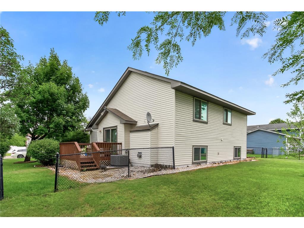 7101 Setzler Parkway Brooklyn Park MN 55445 7103946 image23