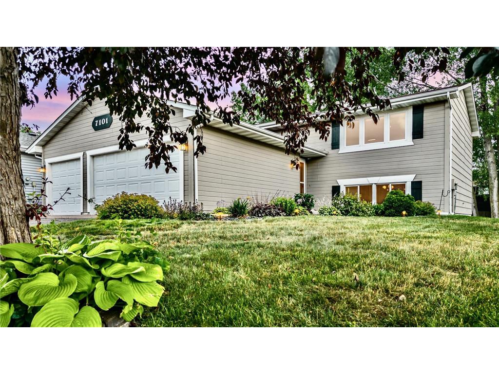 7101 Upper 17th Street N Oakdale MN 55128 6405930 image1