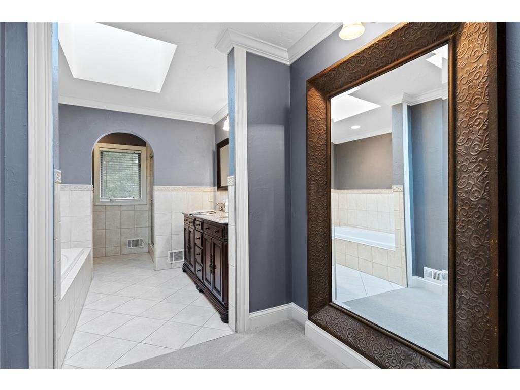 7104 Lanham Lane, Edina, MN, 55439 MLS 6527165 Edina Realty