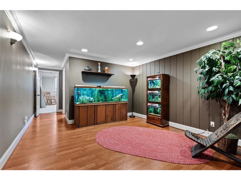 7104 Lanham Lane, Edina, MN, 55439 MLS 6527165 Edina Realty