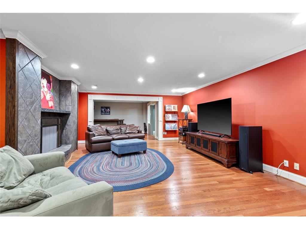 7104 Lanham Lane, Edina, MN, 55439 MLS 6527165 Edina Realty