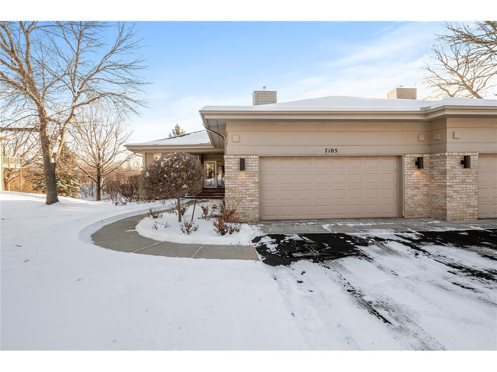 7105 Crowne Oak Road, Eden Prairie, MN, 55344 MLS 6309721 Edina Realty