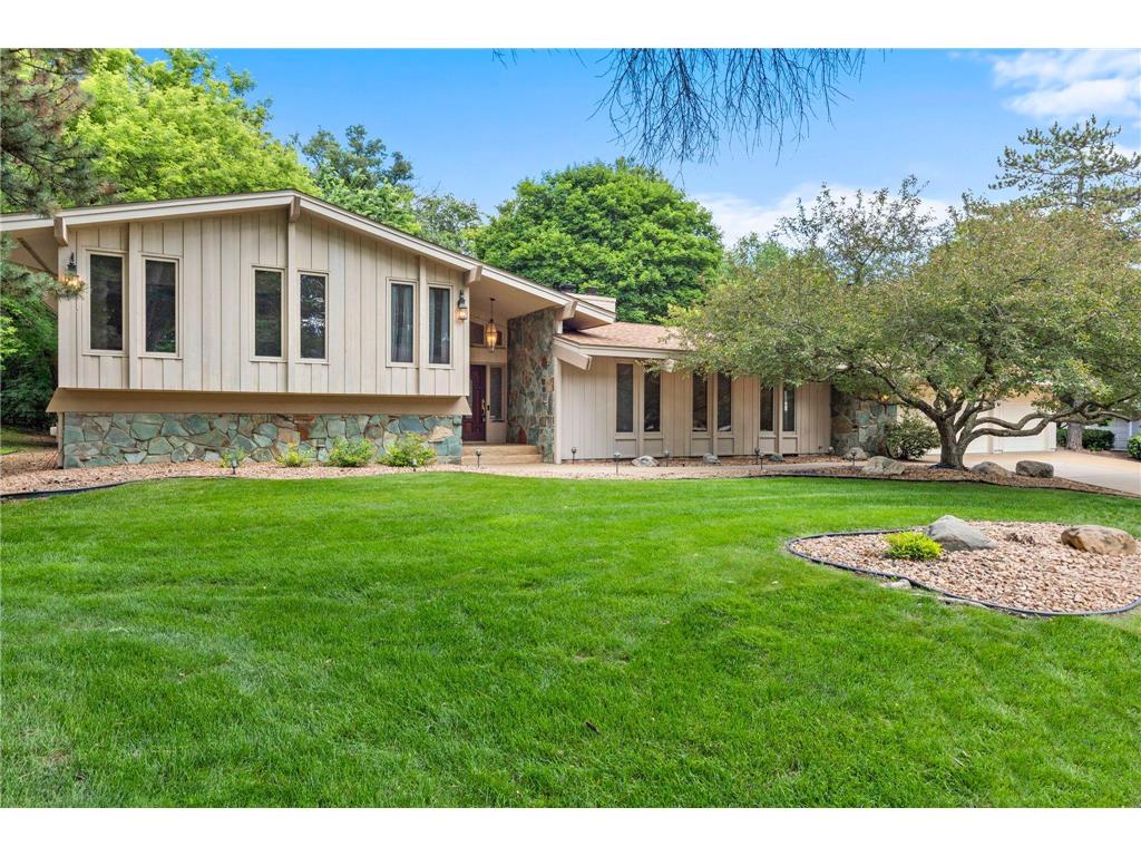 7105 Gleason Road Edina MN 55439 7095575 image1