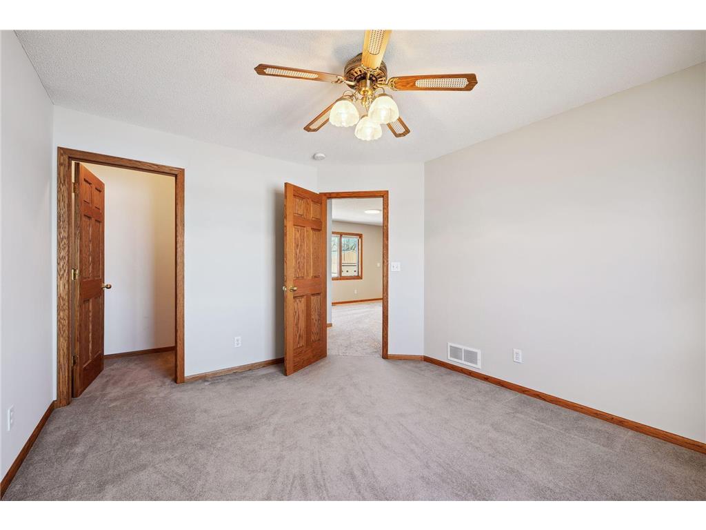 7105 Rosewood Avenue NW, South Haven, MN, 55382 MLS 6551515 Edina