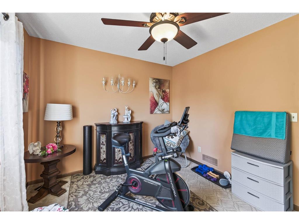 7107 Robinwood Bay Woodbury MN 55125 6813660 image20