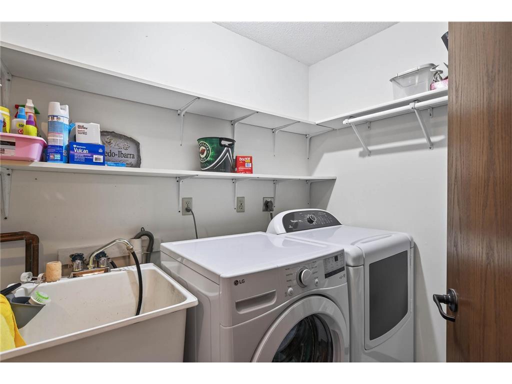 7107 Robinwood Bay Woodbury MN 55125 6813660 image22