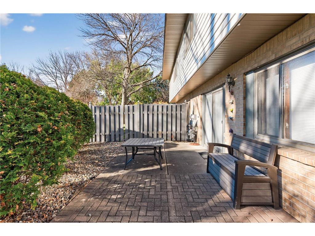 7107 Robinwood Bay Woodbury MN 55125 6813660 image23