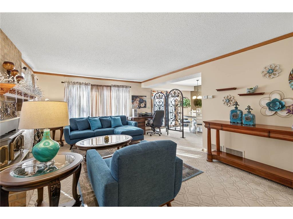 7107 Robinwood Bay Woodbury MN 55125 6813660 image9