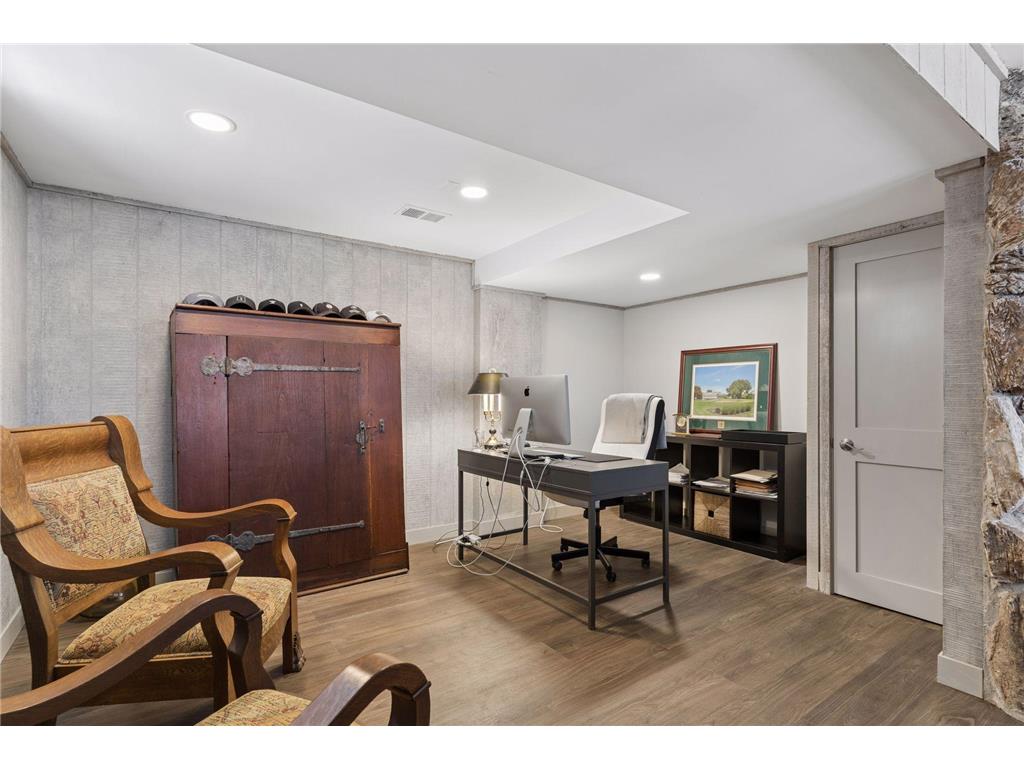 7108 Shannon Drive Edina MN 55439 7042664 image40
