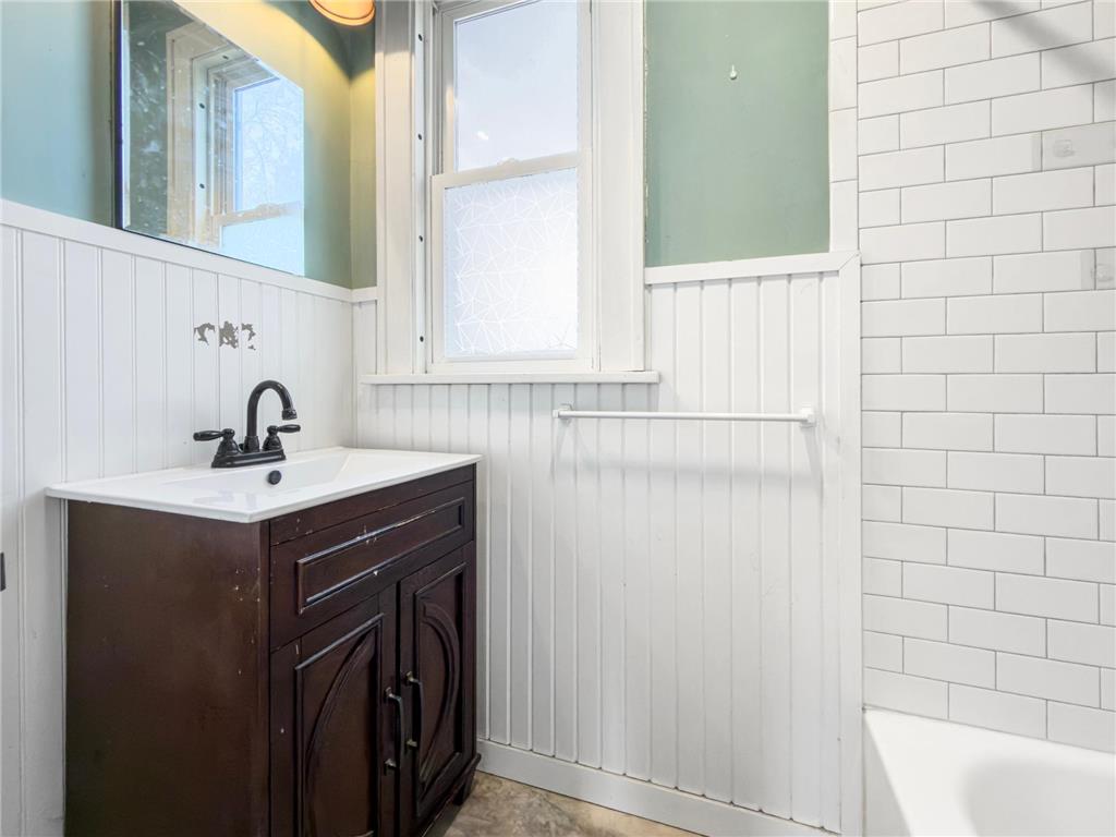 711 3rd Street NW Faribault MN 55021 7005889 image31