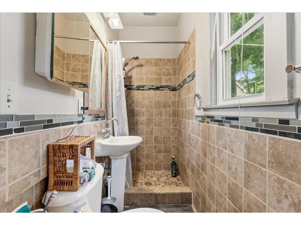 711/713 26th Avenue S Minneapolis MN 55454 7108713 image28