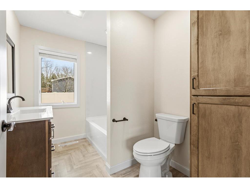 711 8th Street W Clear Lake SD 57226 7067765 image38