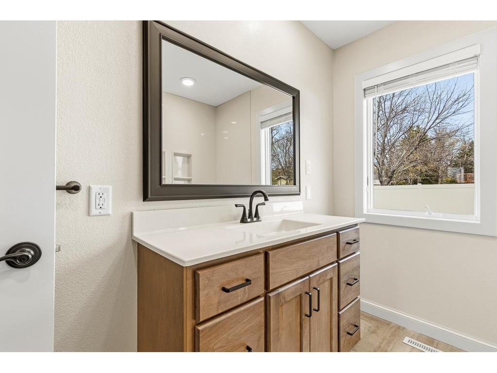 711 8th Street W Clear Lake SD 57226 7067765 image39