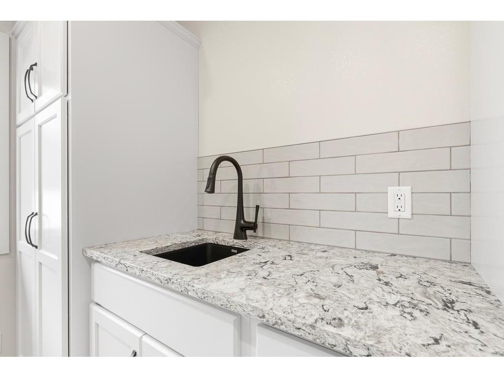711 8th Street W Clear Lake SD 57226 7067765 image43