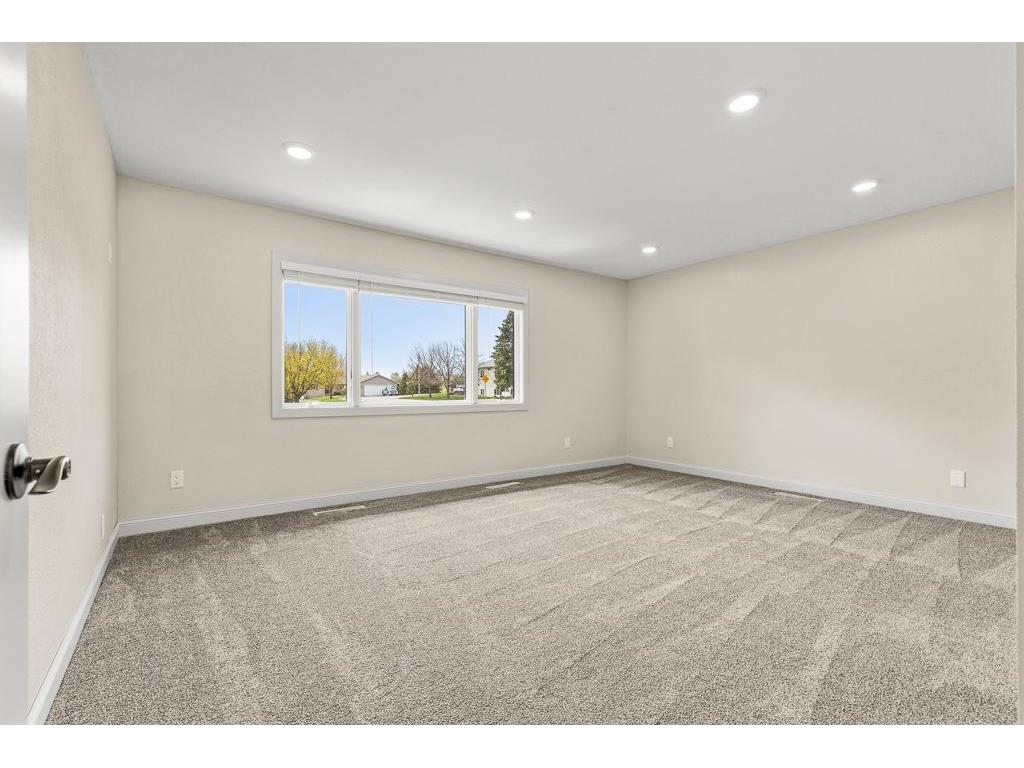 711 8th Street W Clear Lake SD 57226 7067765 image46