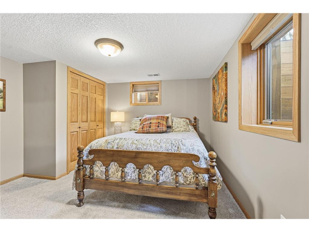 711 Benton Street Anoka MN 55303 7045443 image31