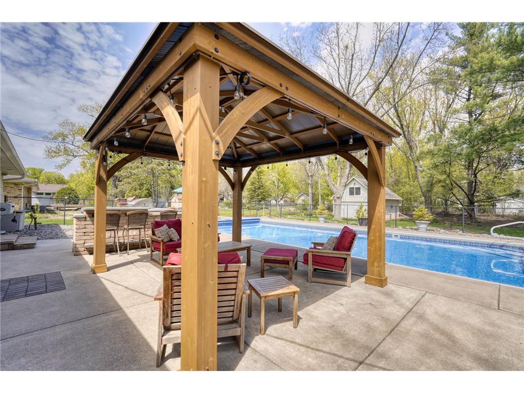 711 Benton Street Anoka MN 55303 7045443 image43