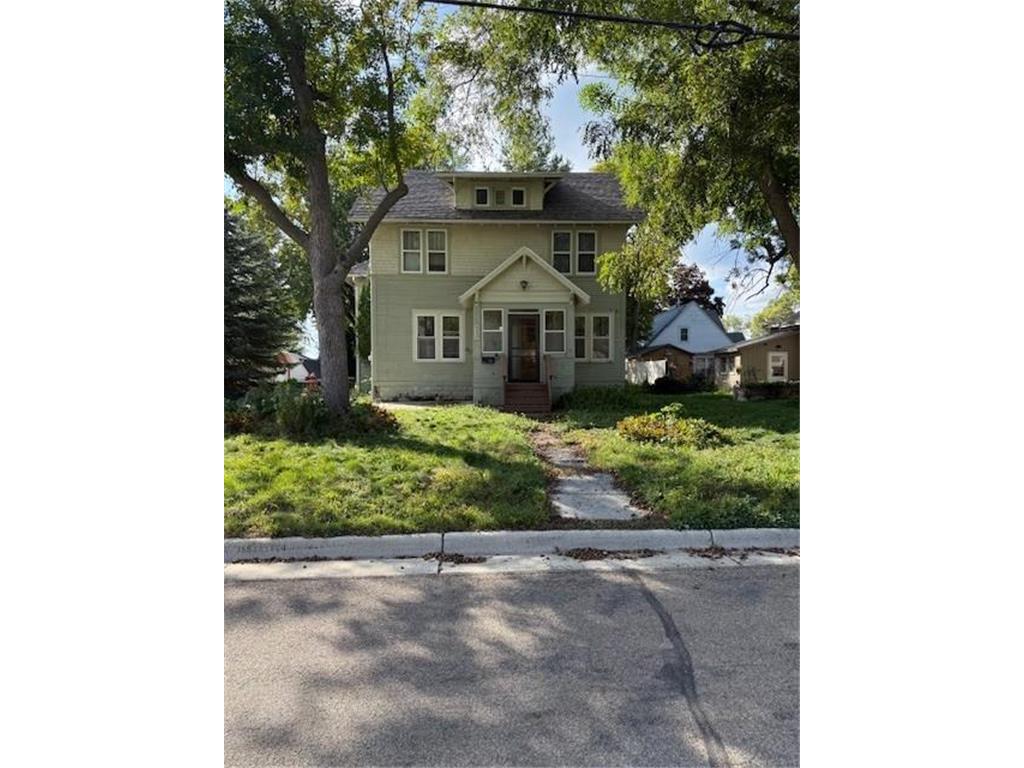 711 Clausen Avenue Albert Lea MN 56007 6794210 image1