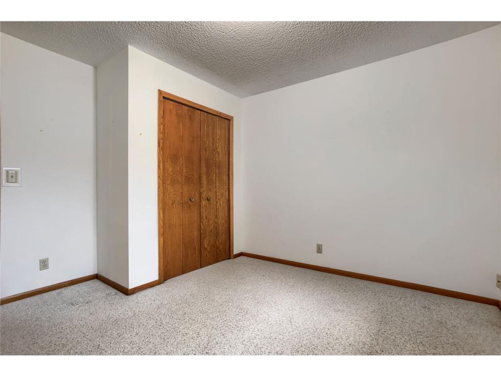 711 Cope Avenue W Roseville MN 55113 7061748 image20