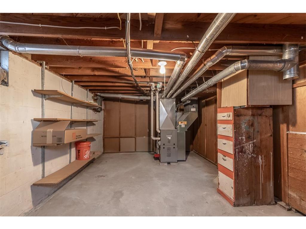 711 E Blue Earth Street Lake Crystal MN 56055 6816060 image22