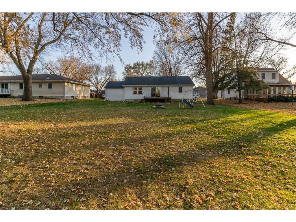 711 E Blue Earth Street Lake Crystal MN 56055 6816060 image27