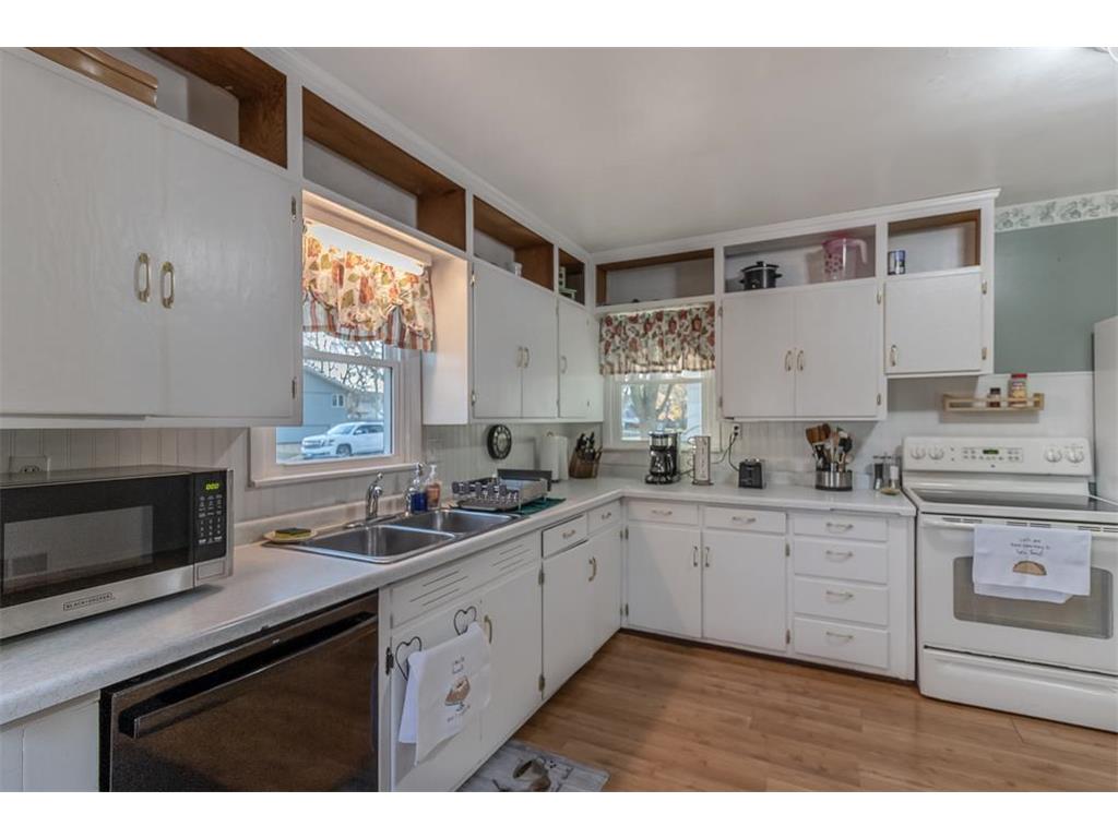 711 E Blue Earth Street Lake Crystal MN 56055 6816060 image8