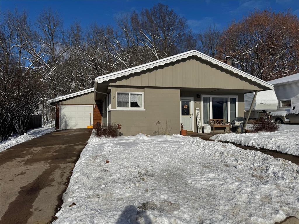 711 E Grandview Avenue Rushford MN 55971 6822763 image1