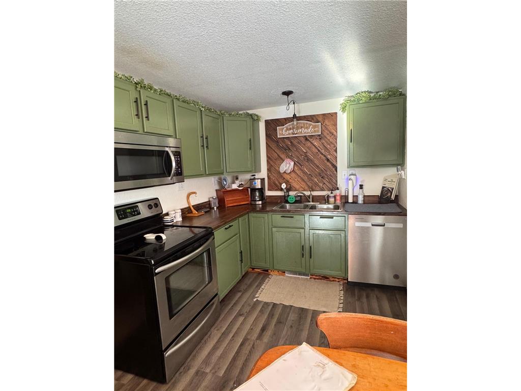 711 E Grandview Avenue Rushford MN 55971 6822763 image2