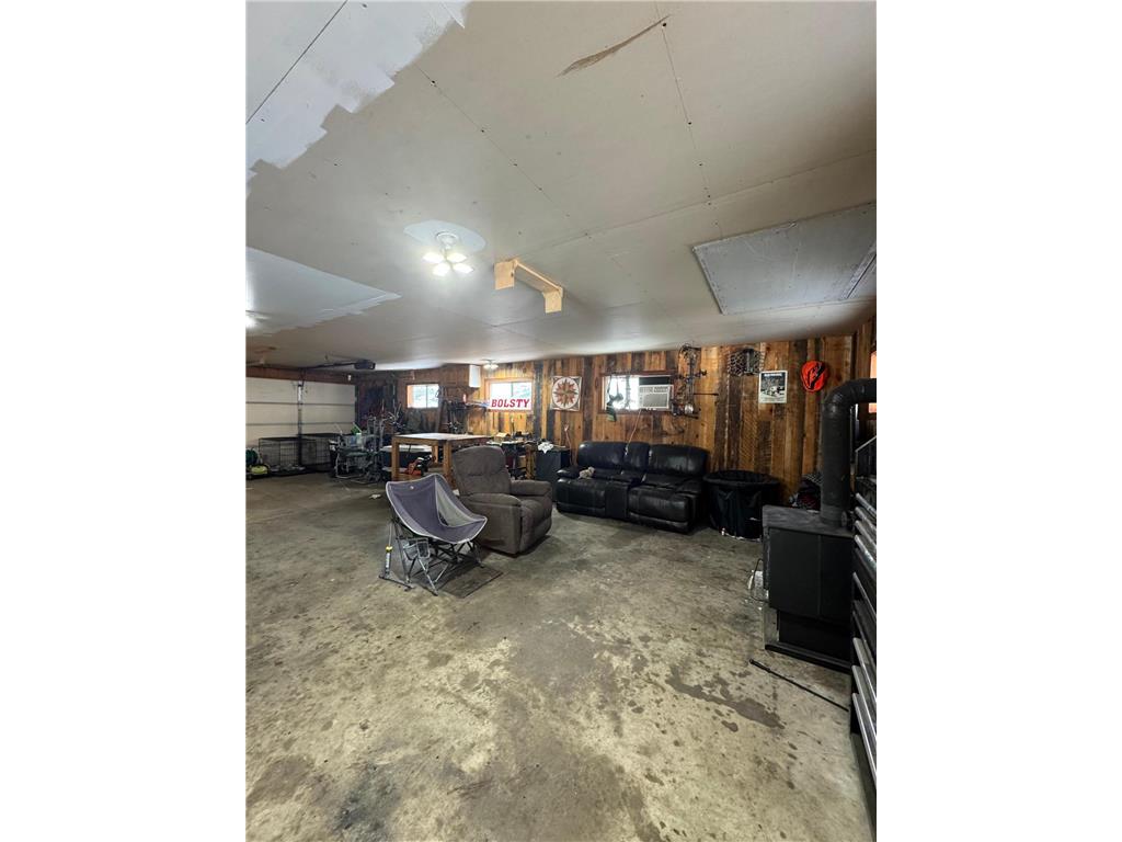 711 E Grandview Avenue Rushford MN 55971 6822763 image28