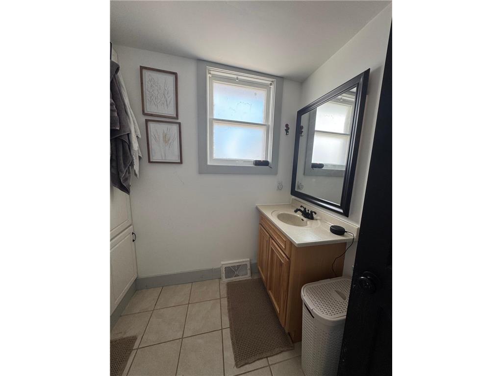 711 E Grandview Avenue Rushford MN 55971 6822763 image7