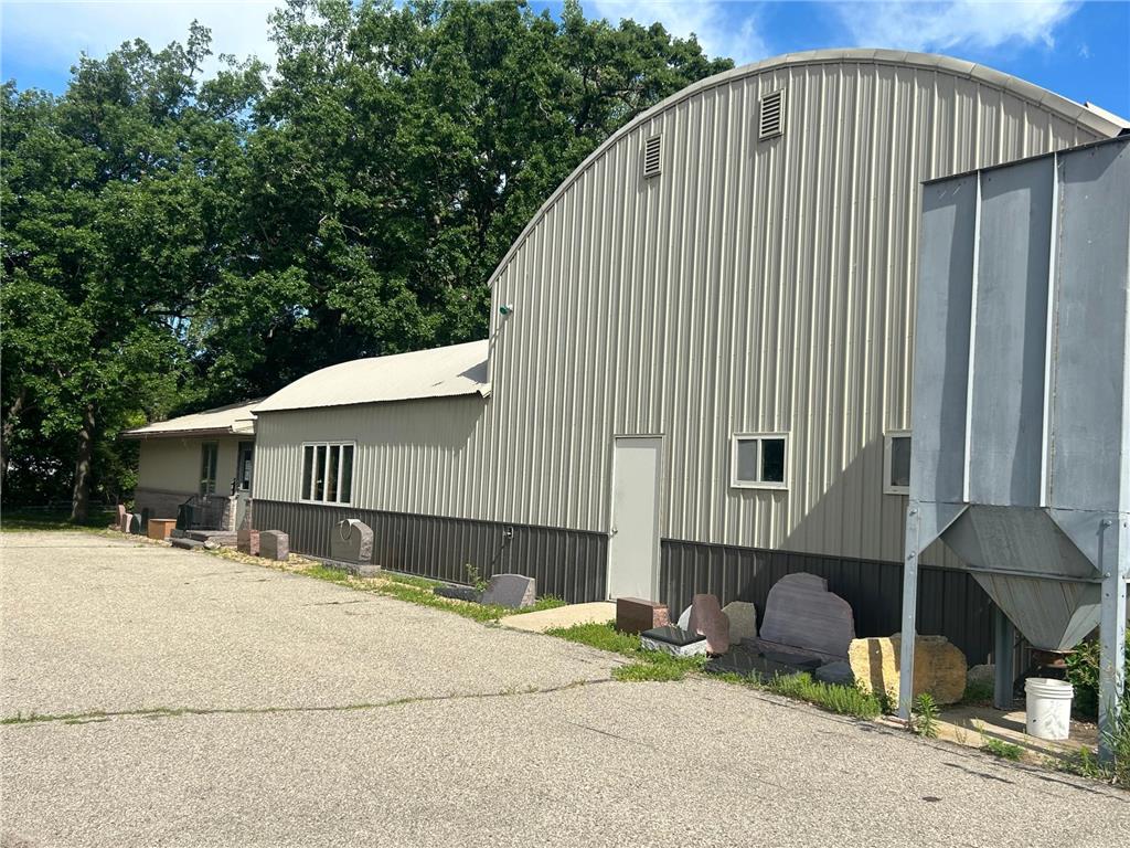 711 E Main Street Melrose MN 56352 6559728 image3