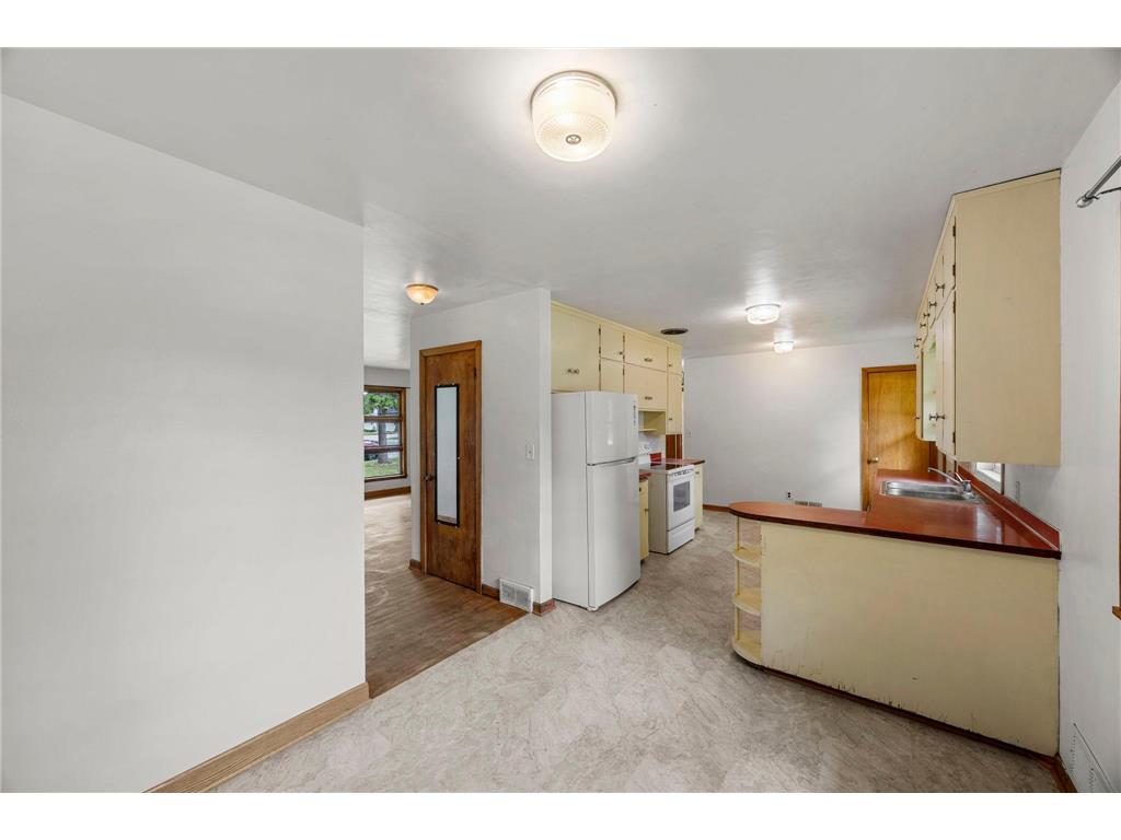 711 Elm Avenue Gaylord MN 55334 7082659 image19