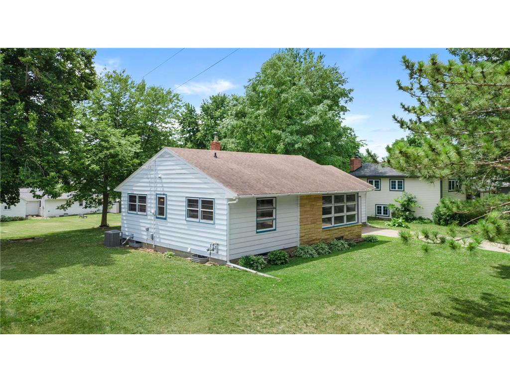 711 Elm Avenue Gaylord MN 55334 7082659 image3