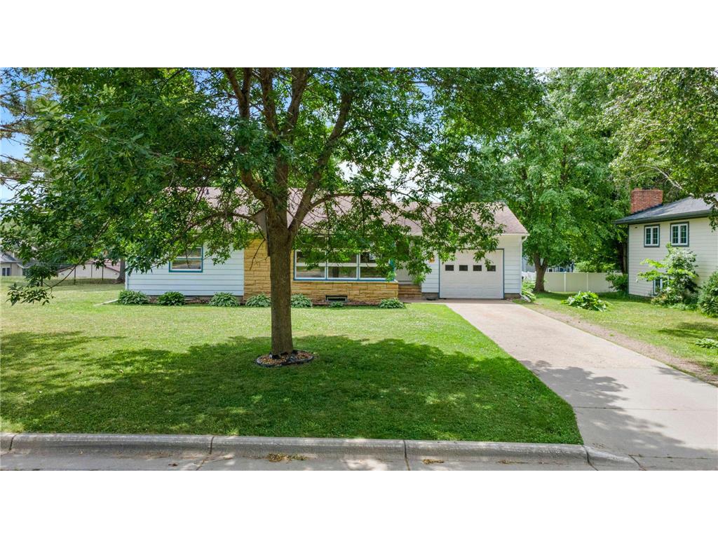 711 Elm Avenue Gaylord MN 55334 7082659 image5