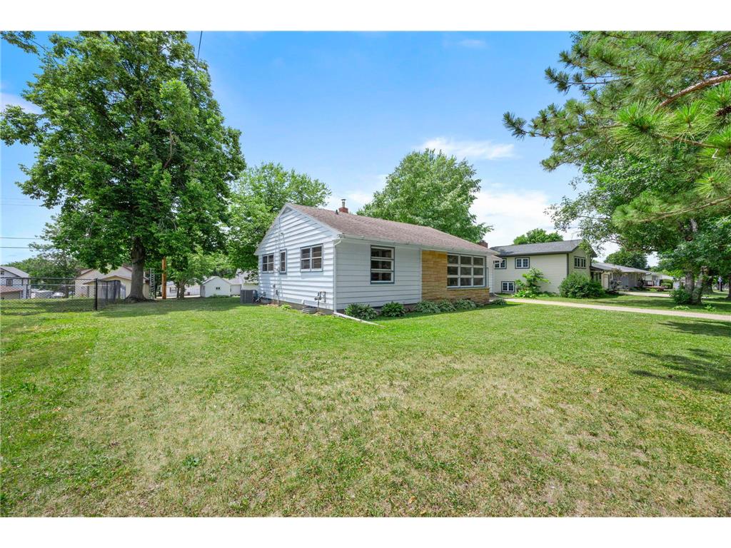 711 Elm Avenue Gaylord MN 55334 7082659 image7