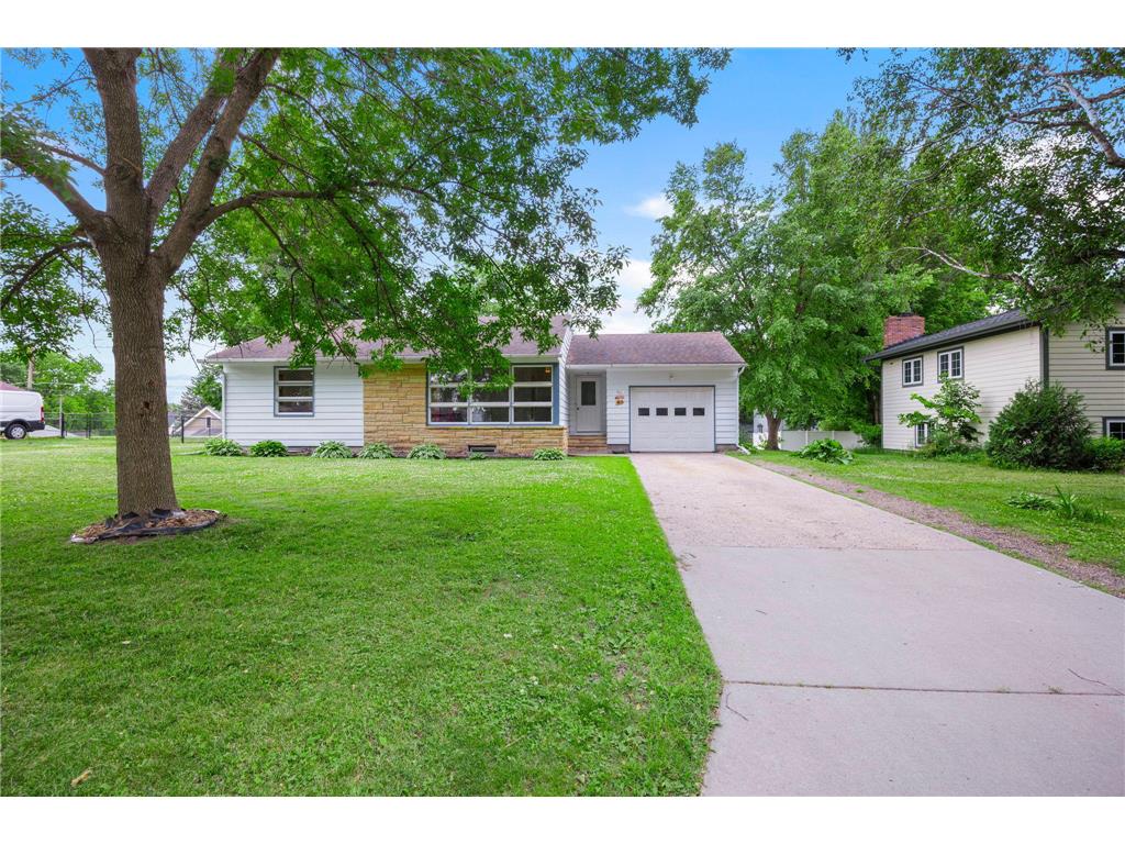 711 Elm Avenue Gaylord MN 55334 7082659 image9