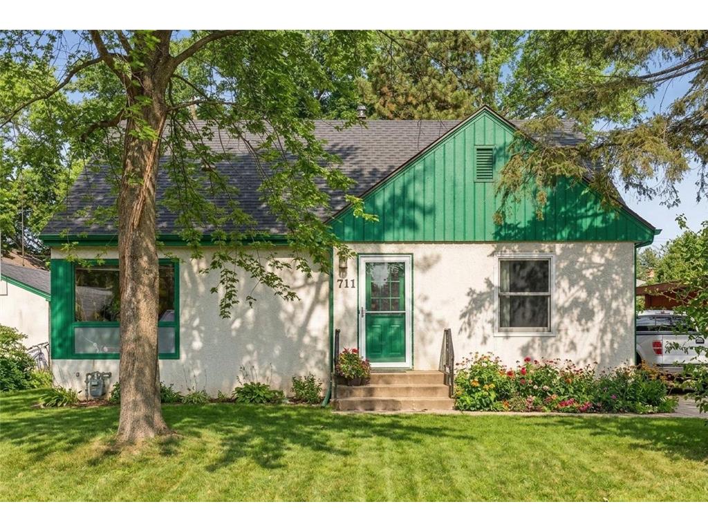 711 Grandview Avenue W Roseville MN 55113 7065991 image2