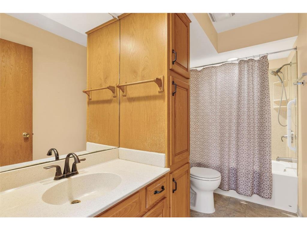 711 Lincoln Street N Northfield MN 55057 7086345 image18