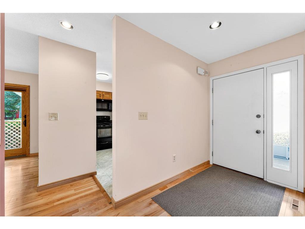 711 Lincoln Street N Northfield MN 55057 7086345 image4