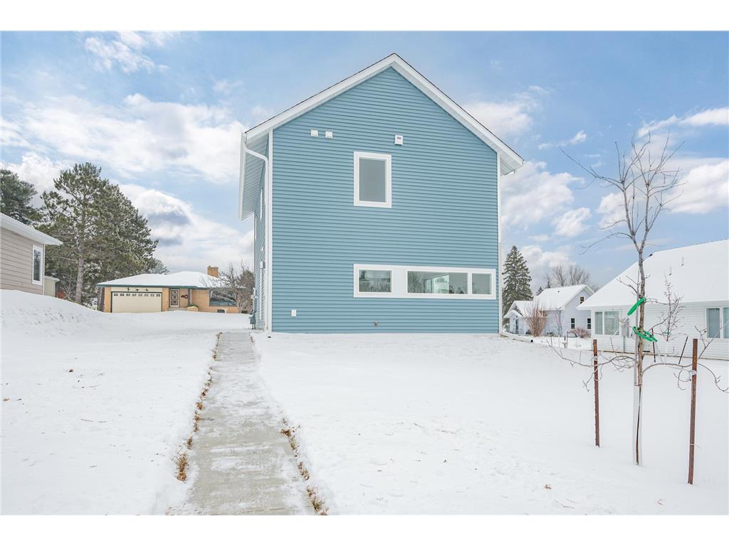 711 NW 7th Avenue Grand Rapids MN 55744 7007153 image17