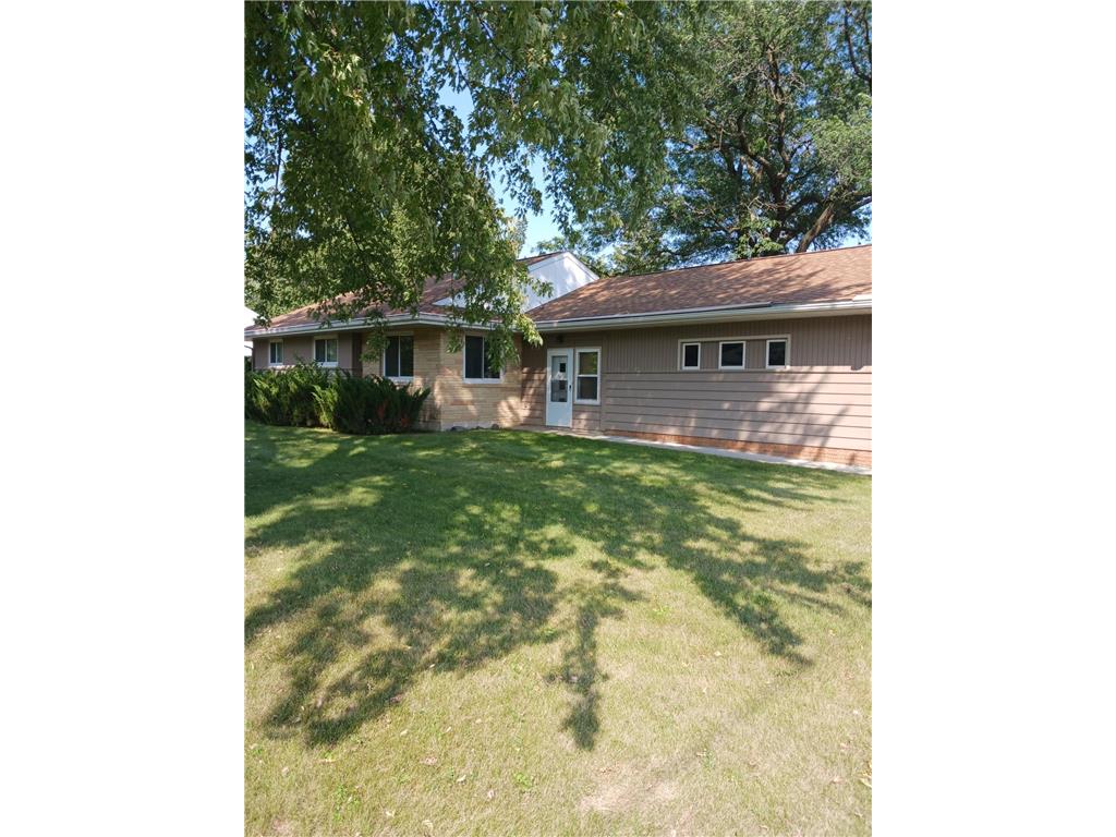 711 S 3rd Avenue, Albert Lea, MN, 56007 MLS 6257285 Edina Realty