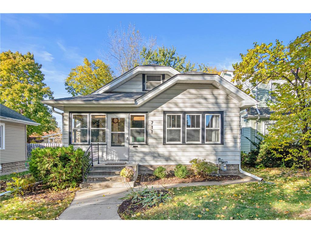 711 Sherwood Avenue Saint Paul MN 55106 6823291 image1