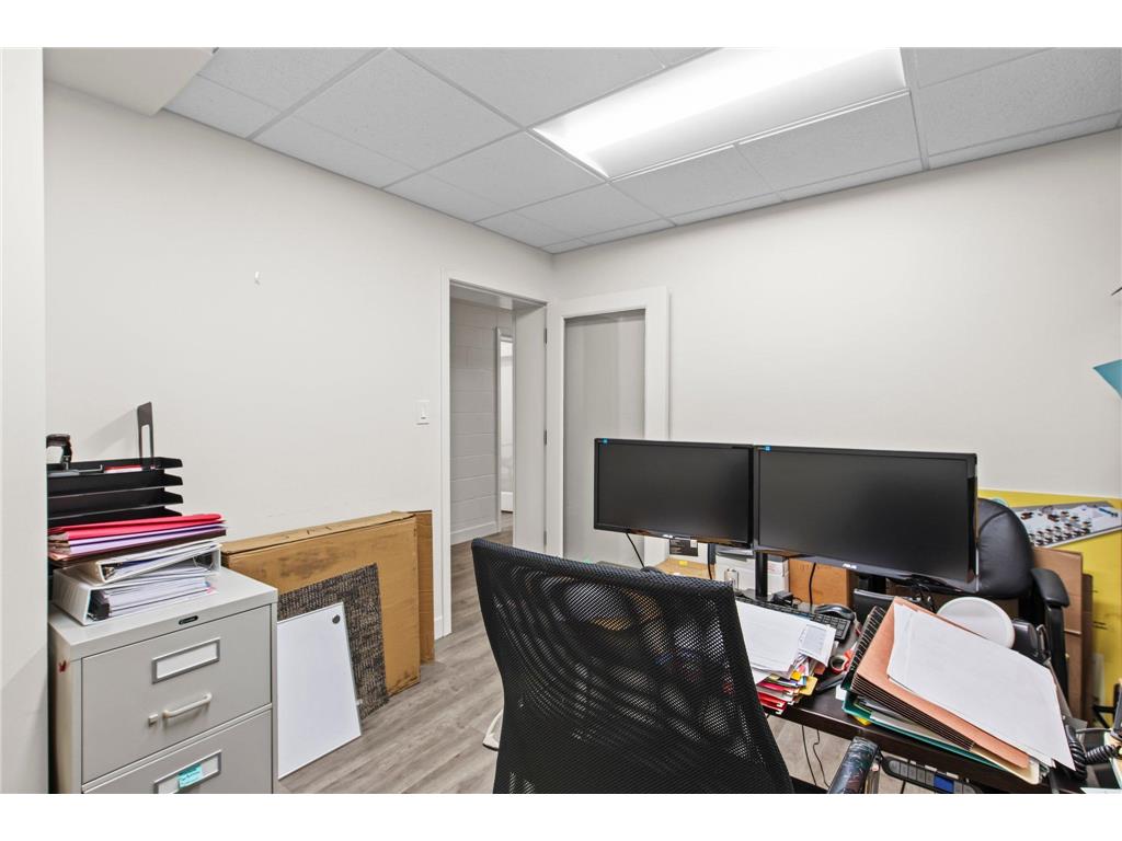 711 Smith Avenue S Saint Paul MN 55107 7050286 image17