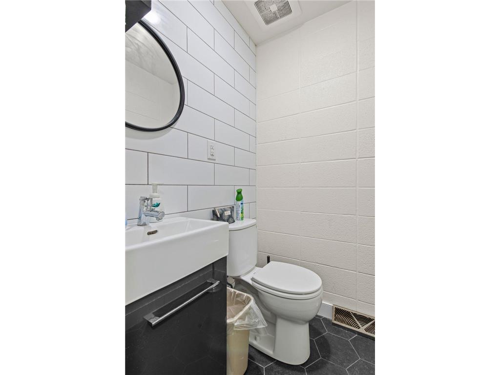 711 Smith Avenue S Saint Paul MN 55107 7050286 image29