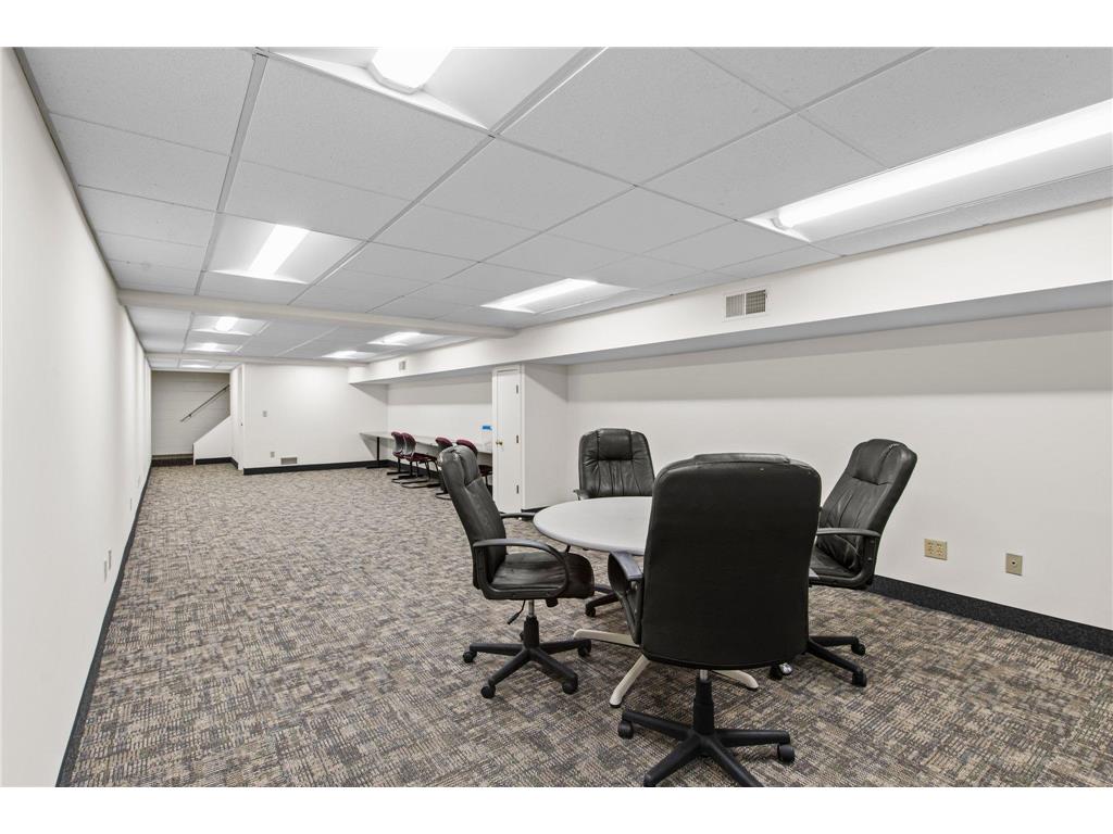 711 Smith Avenue S Saint Paul MN 55107 7050286 image34