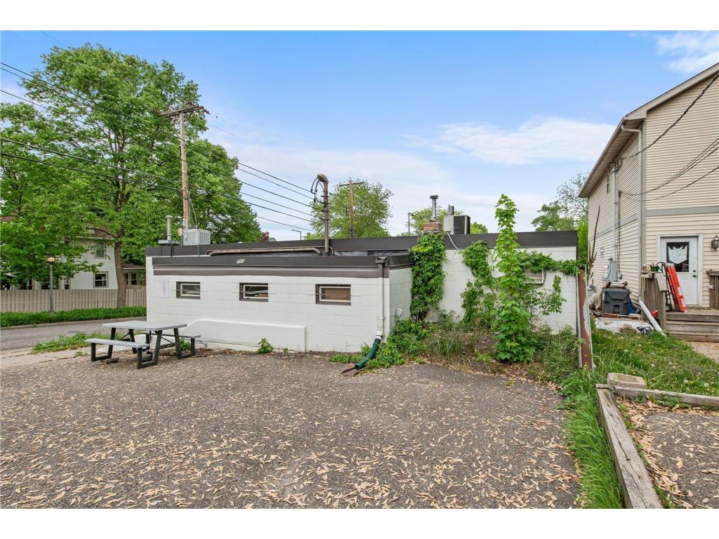 711 Smith Avenue S Saint Paul MN 55107 7050286 image41