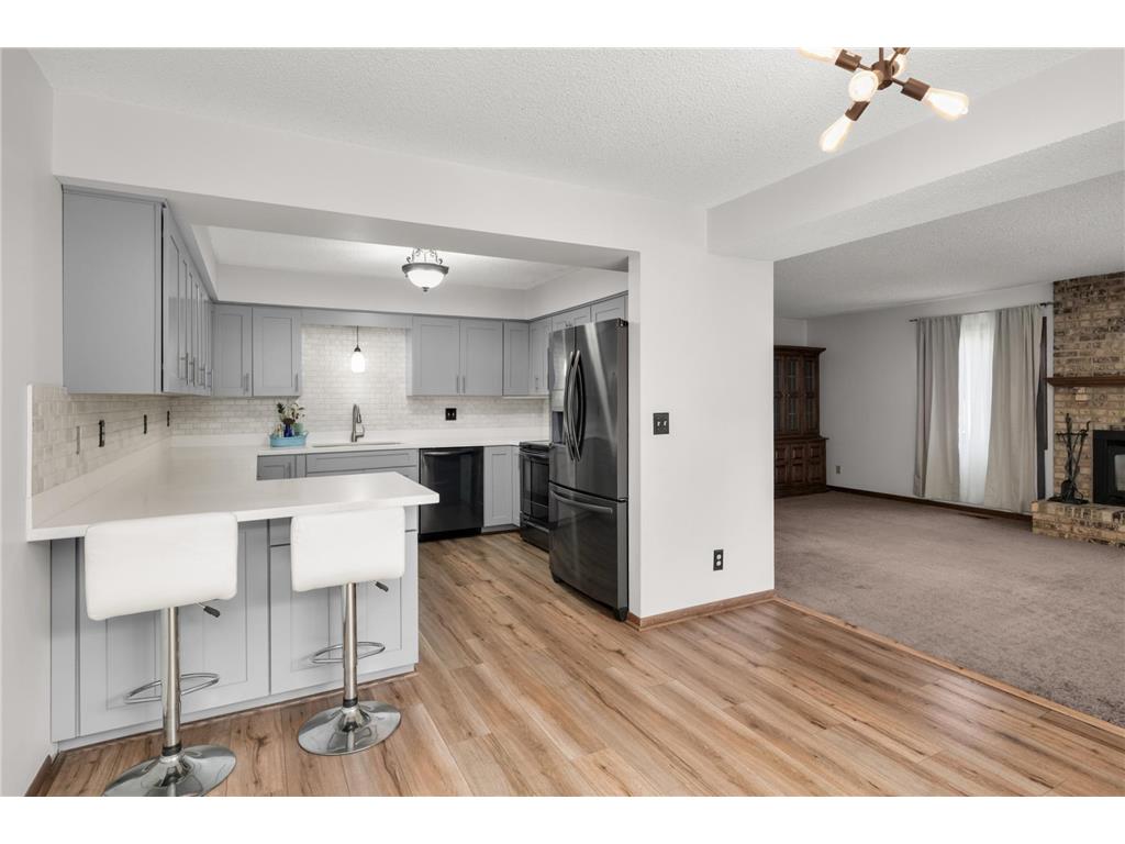 7111 Robinwood Bay Woodbury MN 55125 7085806 image11