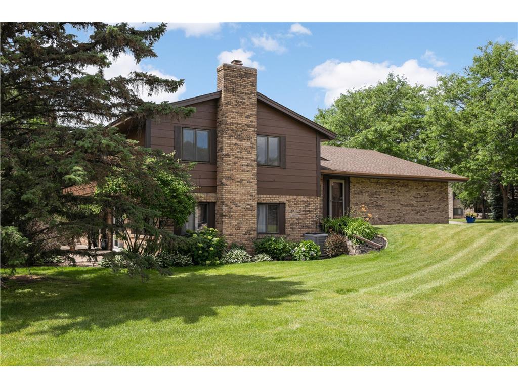 7111 Robinwood Bay Woodbury MN 55125 7085806 image26